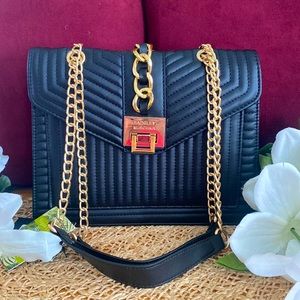🖤 Badgley Mischka Quilted Crossbody Bag, Black w/ Gold Chain